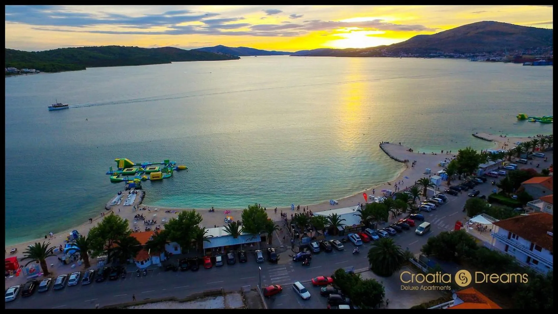 Oceanview Deluxe Penthouse Apartment With 89M2 Living Space & 90M2 Roof Terrace Trogir