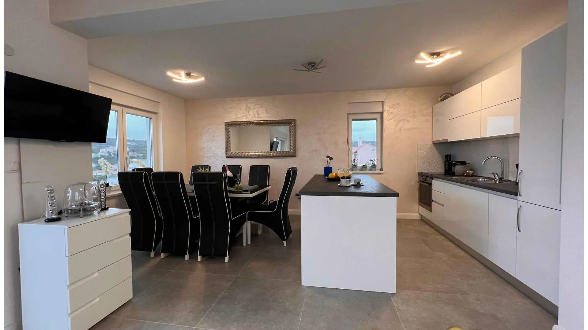Oceanview Deluxe Penthouse Apartment With 89M2 Living Space & 90M2 Roof Terrace Trogir Croatia