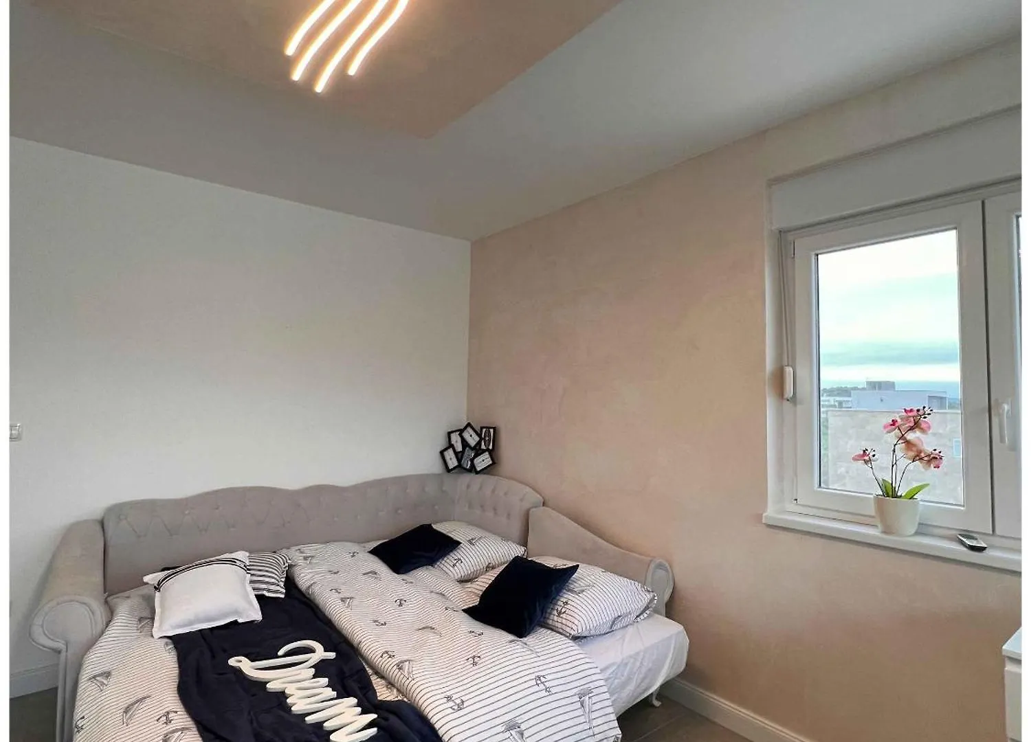 Oceanview Deluxe Penthouse Apartment With 89M2 Living Space & 90M2 Roof Terrace Trogir Croatia
